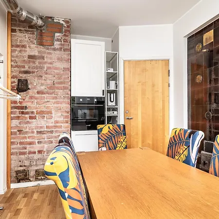 Center 2 Bed Flat With Free Parking * Tallinn